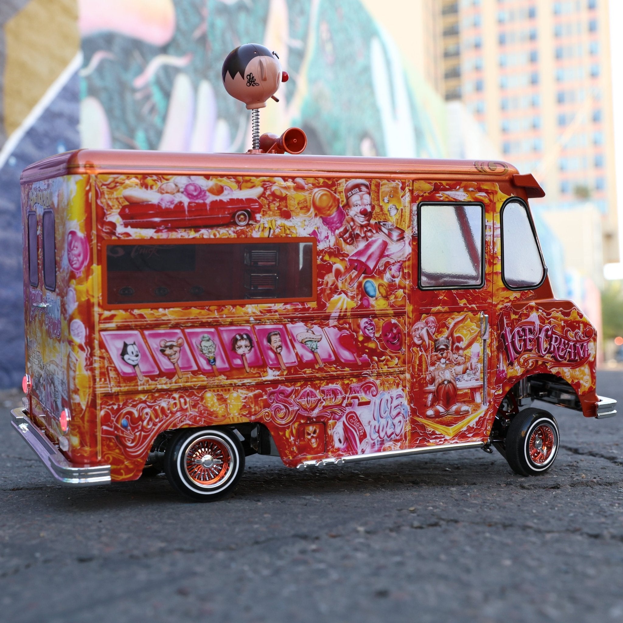 PRE-ORDER - Mister Cartoon Ice Cream Truck RC Car x Redcat Racing