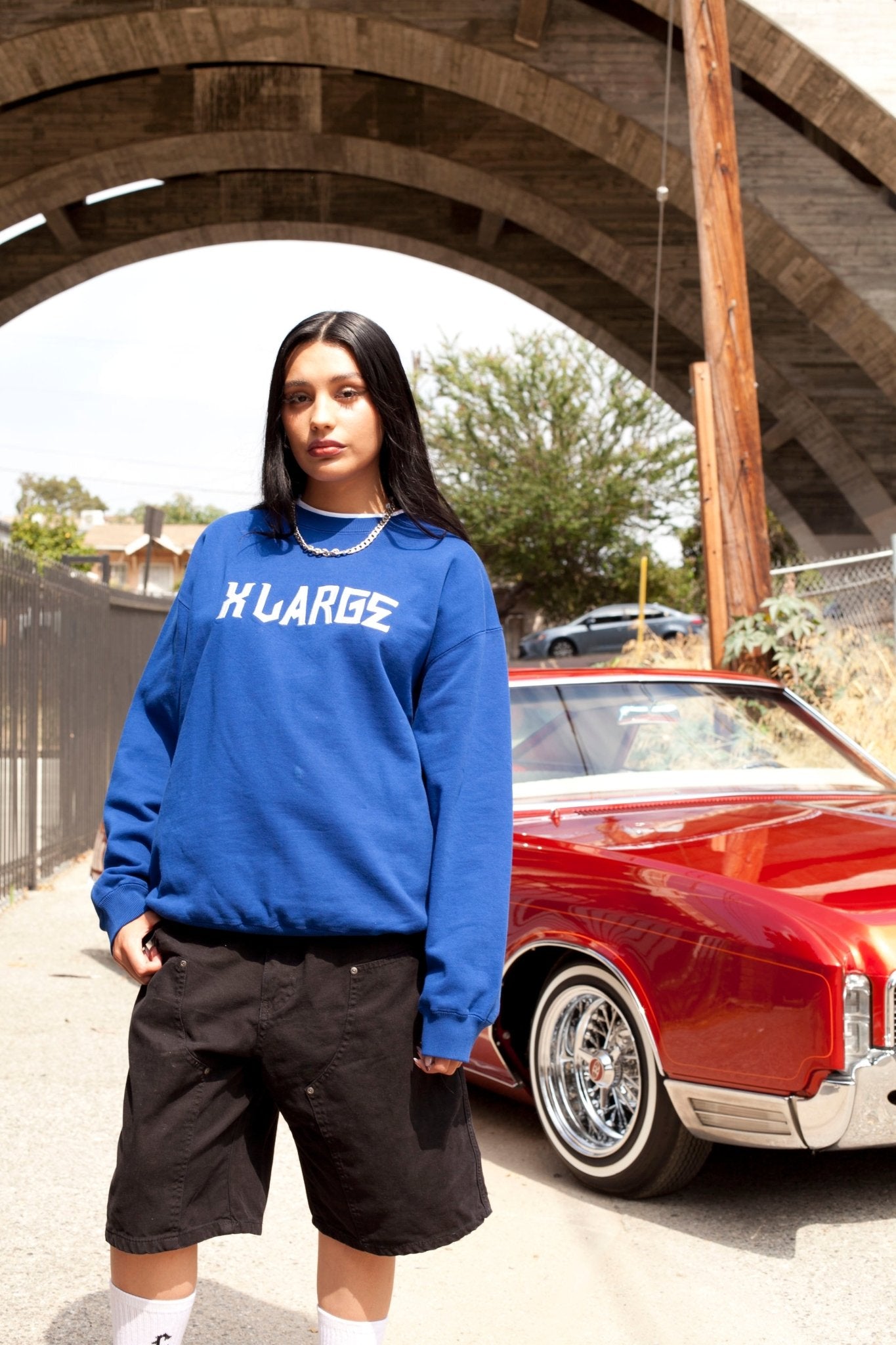 XLARGE x MR.CARTOON CREWNECK SWEAT SHIRT- BLUE